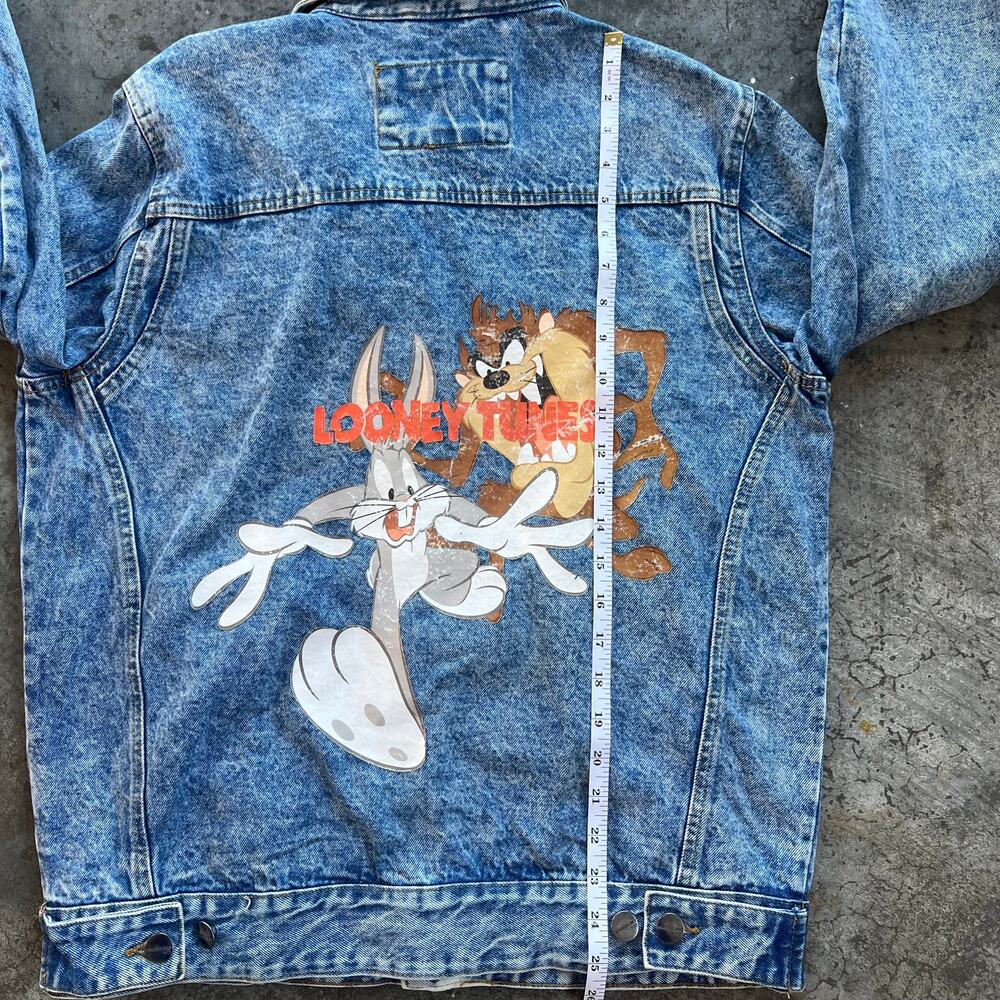 Members Only x Looney Tunes Acid Wash Denim Jacket Size Medium - Picture 9 of 10